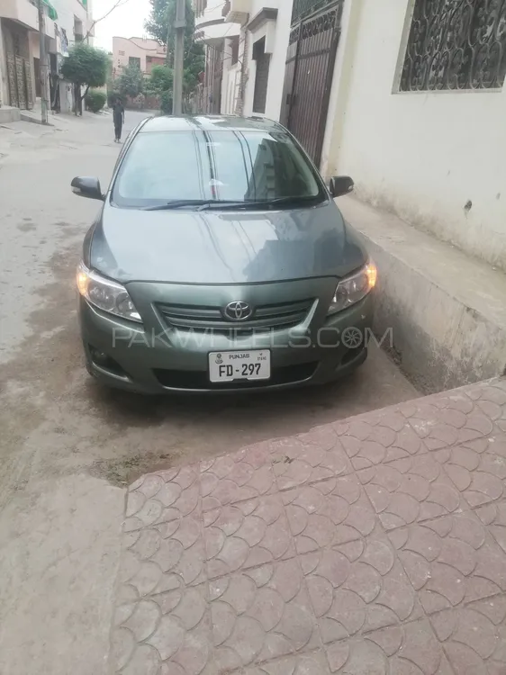 Toyota Corolla 2011 for Sale in Faisalabad Image-1