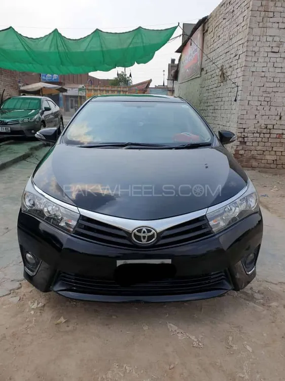 Toyota Corolla 2016 for Sale in Faisalabad Image-1