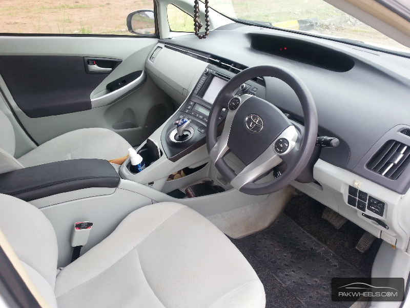 Toyota Prius 2011 for Sale in Hafizabad Image-1