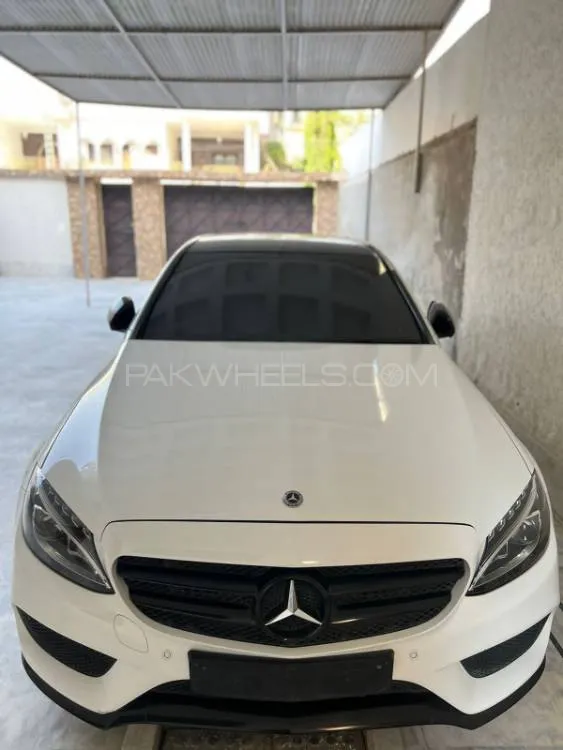 Mercedes Benz C Class 2015 for Sale in Hyderabad Image-1