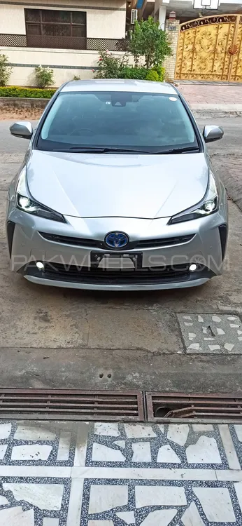 Toyota Prius 2019 for Sale in Islamabad Image-1