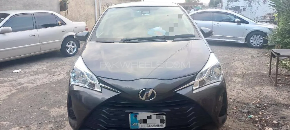 Toyota Vitz 2018 for Sale in Swabi Image-1