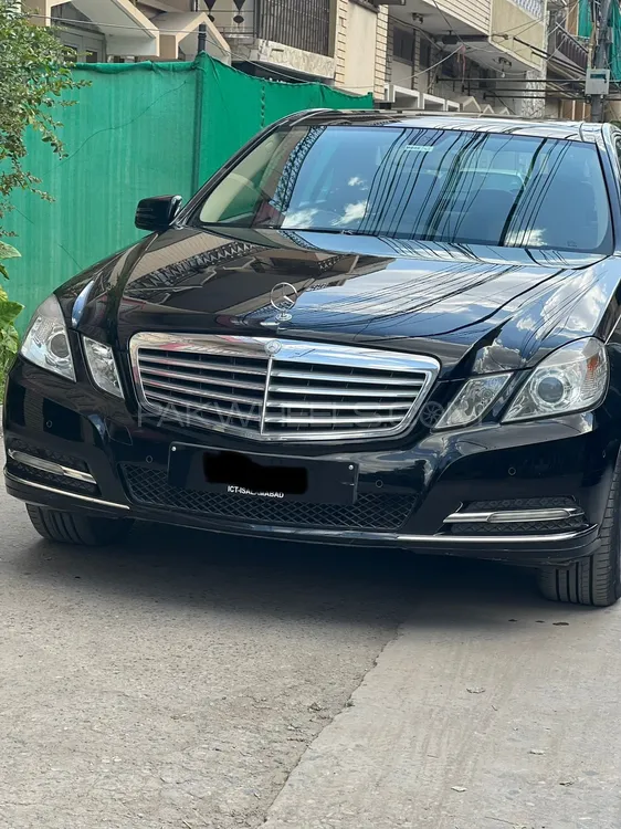 Mercedes Benz E Class 2012 for Sale in Islamabad Image-1