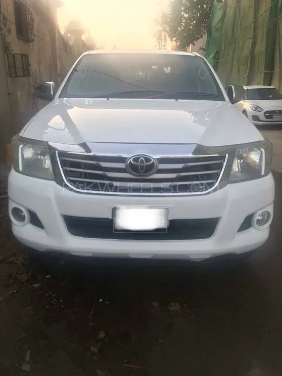 Toyota Hilux 2012 for Sale in Karachi Image-1
