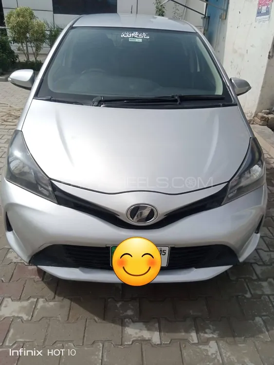 Toyota Vitz 2014 for Sale in Multan Image-1