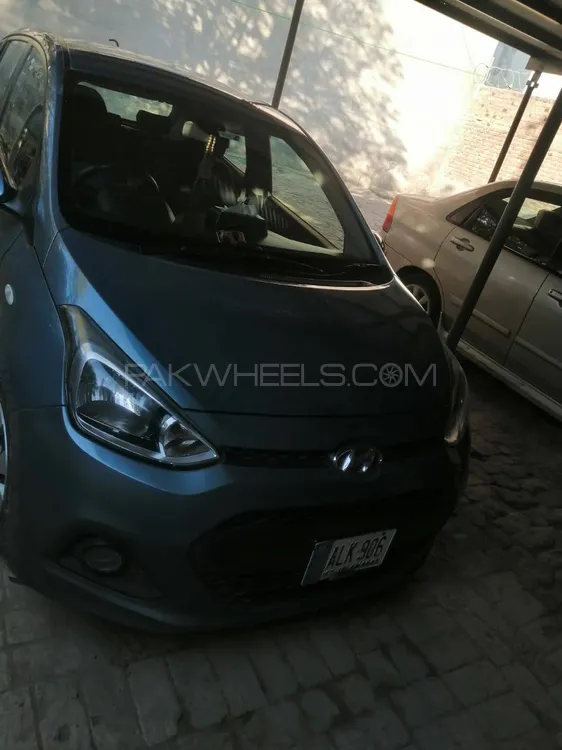 Hyundai i10 2015 for Sale in Islamabad Image-1
