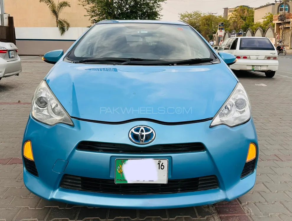 ٹویوٹا اکوا 2013 for Sale in لاہور Image-1