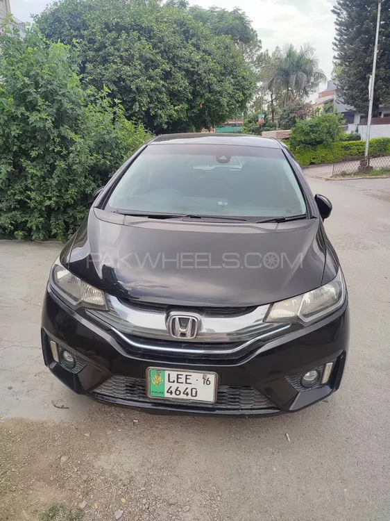 Honda Fit 2015 for Sale in Islamabad Image-1
