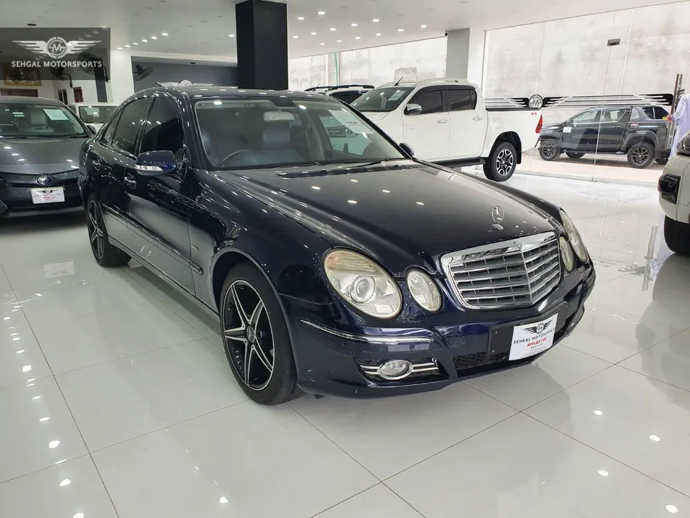 Mercedes Benz E Class 2006 for Sale in Islamabad Image-1