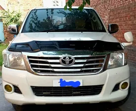 Toyota Hilux D-4D 2013 for Sale