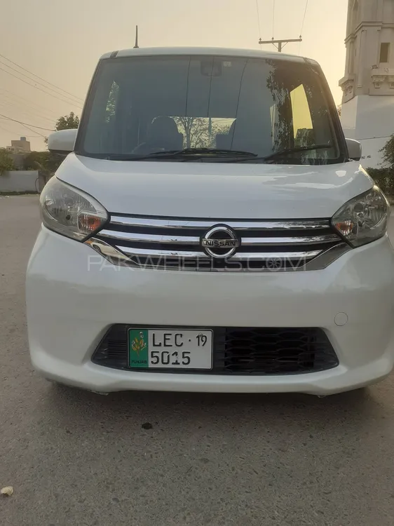 Nissan Dayz 2015 for Sale in Lahore Image-1
