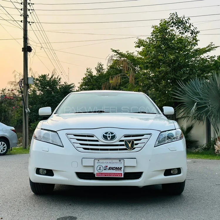 Toyota Camry 2006 for Sale in Lahore Image-1