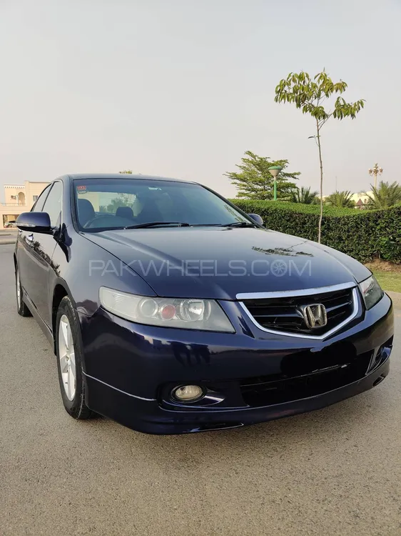 Honda Accord 2005 for Sale in Lahore Image-1