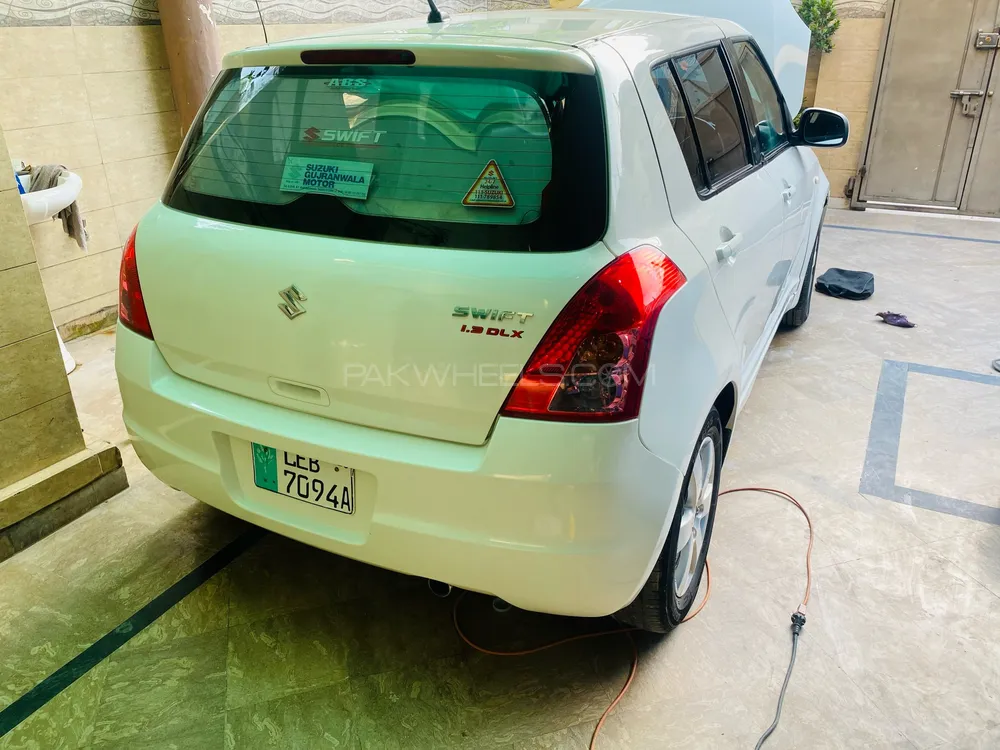 Suzuki Swift 2018 for Sale in Gujranwala Image-1