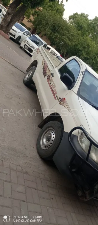 Toyota Hilux 2014 for Sale in Islamabad Image-1