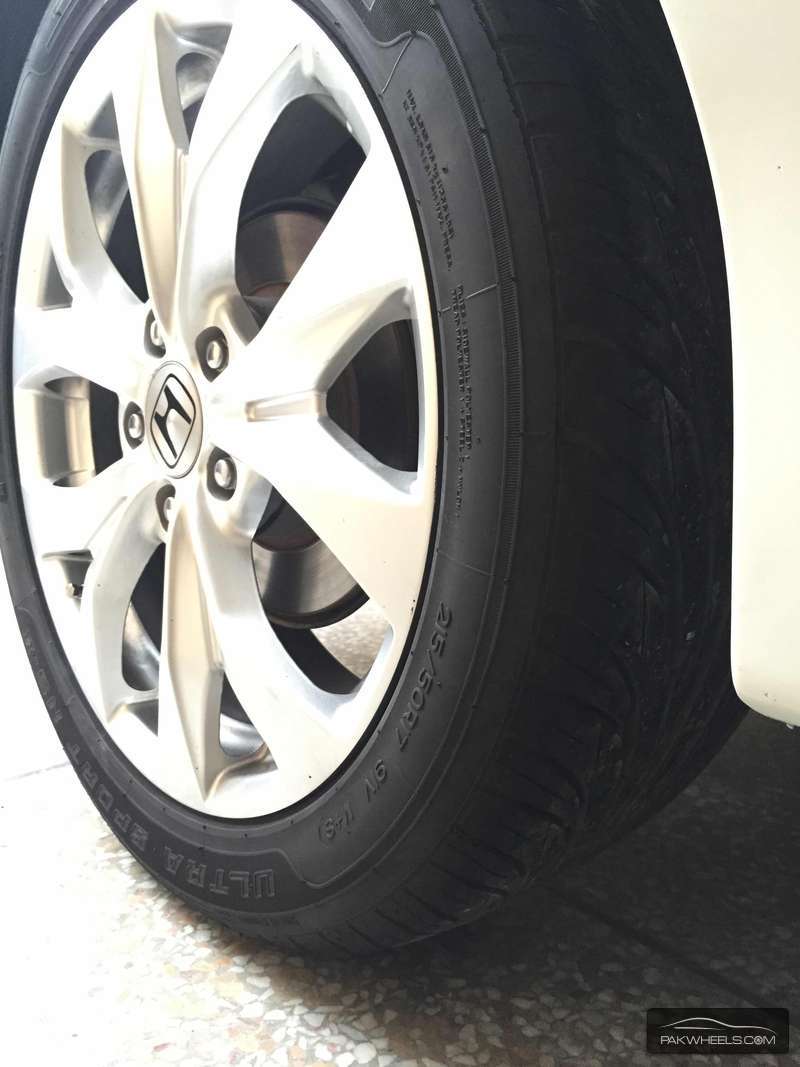 honda accord rims and tires For Sale Image-1