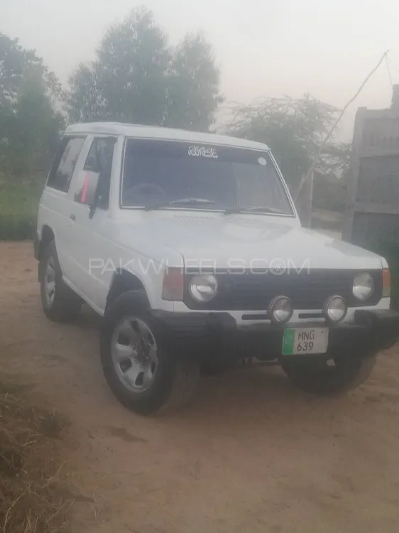 Isuzu Trooper 1983 for Sale in Chak jhumra Image-1