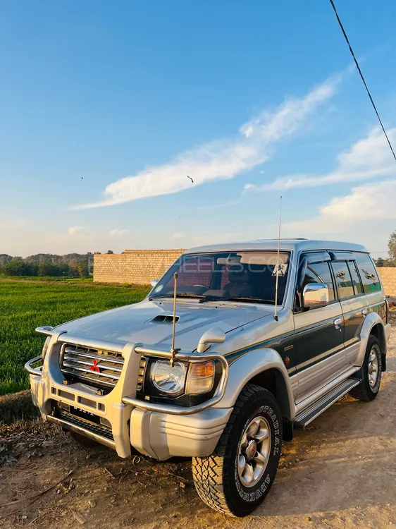 Mitsubishi Pajero 1994 for Sale in Dera ismail khan Image-1