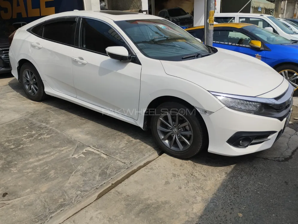 Honda Civic 2020 for Sale in Lahore Image-1