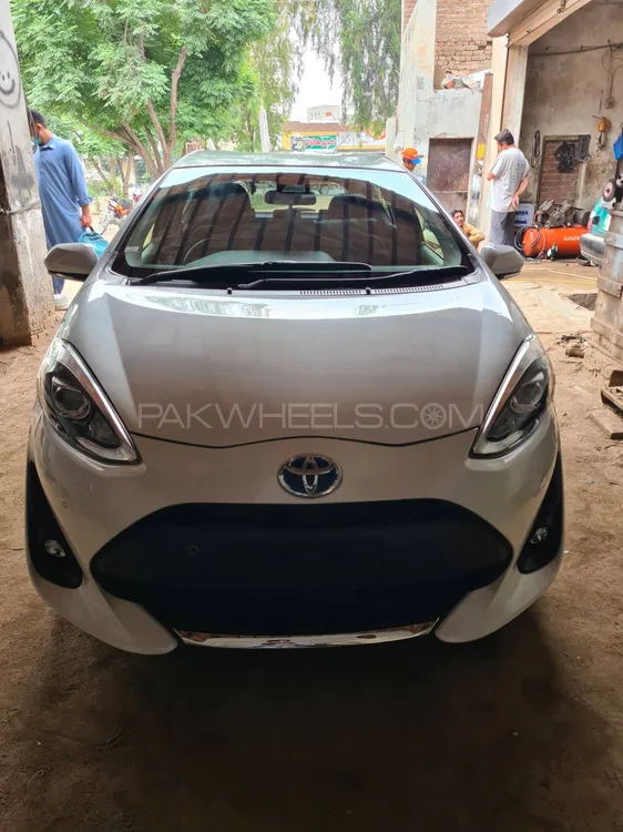 Toyota Aqua 2020 for Sale in Sargodha Image-1