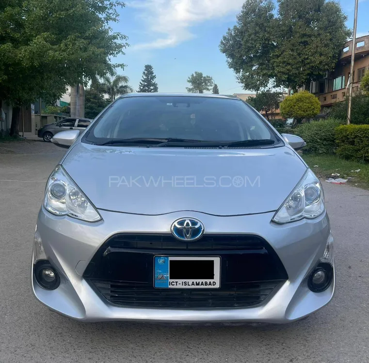 Toyota Aqua 2017 for Sale in Rawalpindi Image-1