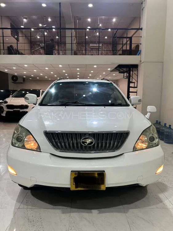 Toyota Harrier 2004 for Sale in Karachi Image-1