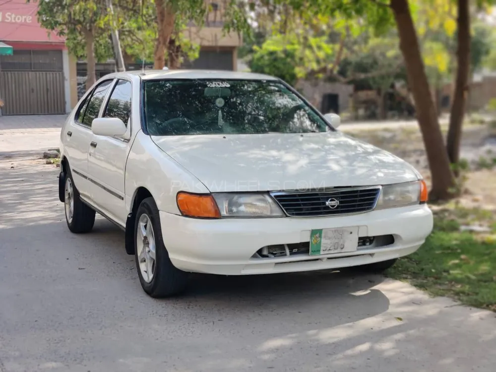 Nissan Sunny 1998 for Sale in Lahore Image-1