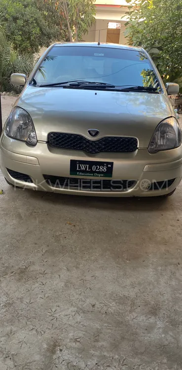 Toyota Vitz 2002 for Sale in Peshawar Image-1