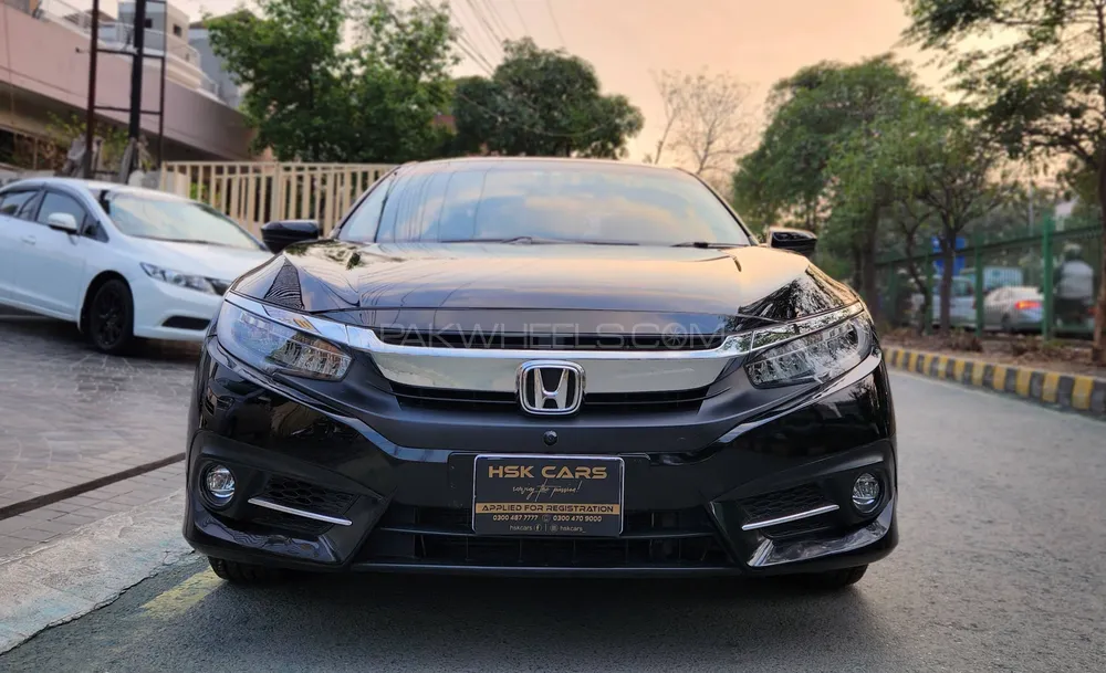 Honda Civic 2020 for Sale in Lahore Image-1