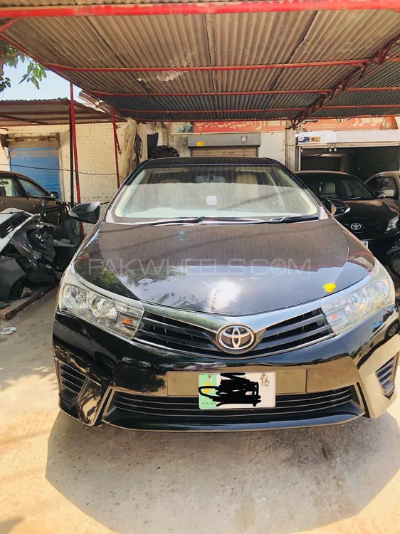 Toyota Corolla 2016 for Sale in Gujrat Image-1