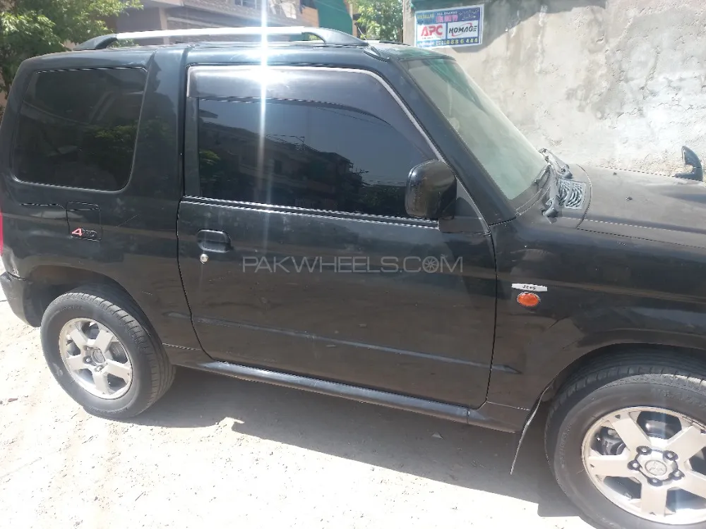 Mitsubishi Pajero Mini 2012 for Sale in Lahore Image-1