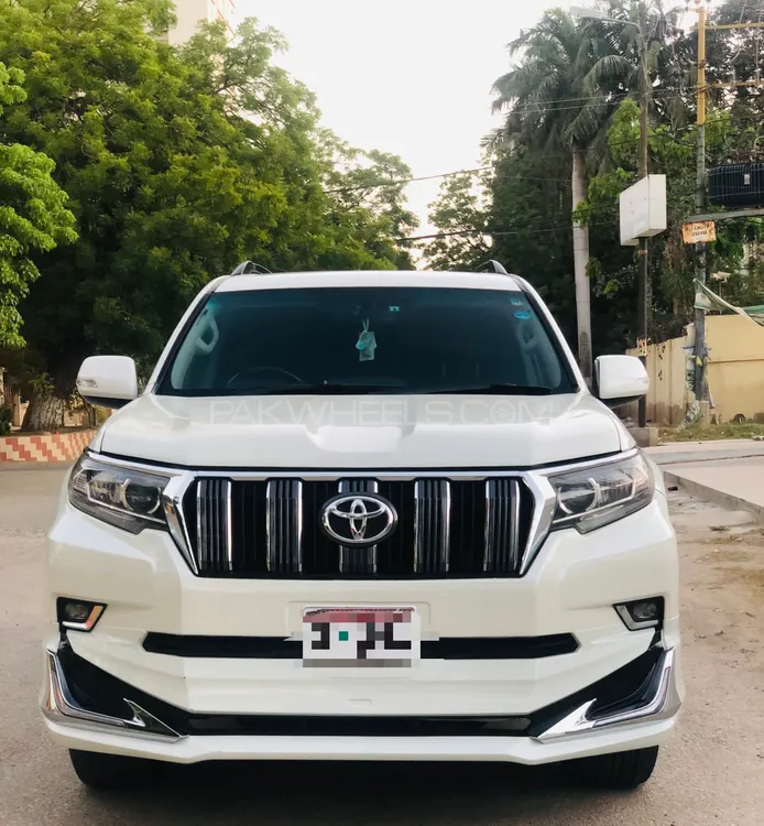 Toyota Prado 2011 for Sale in Karachi Image-1