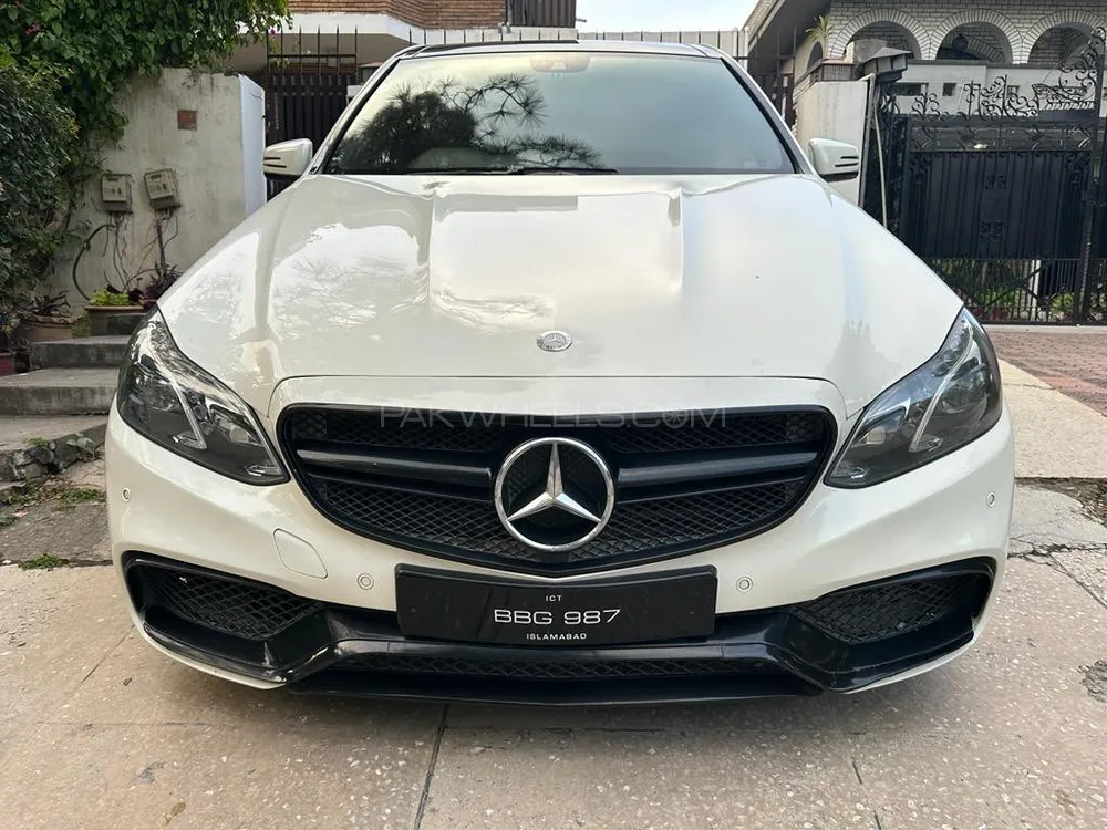 Mercedes Benz E Class 2010 for Sale in Islamabad Image-1