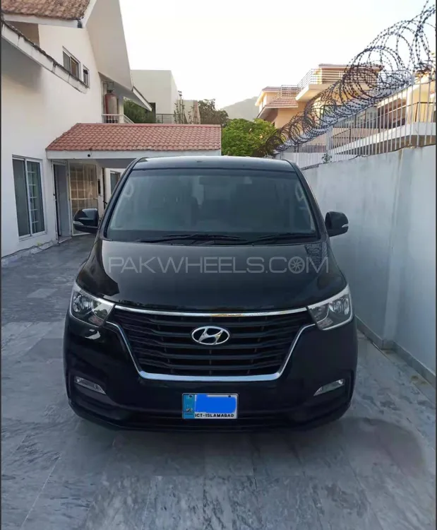 Hyundai Grand Starex 2020 for Sale in Islamabad Image-1