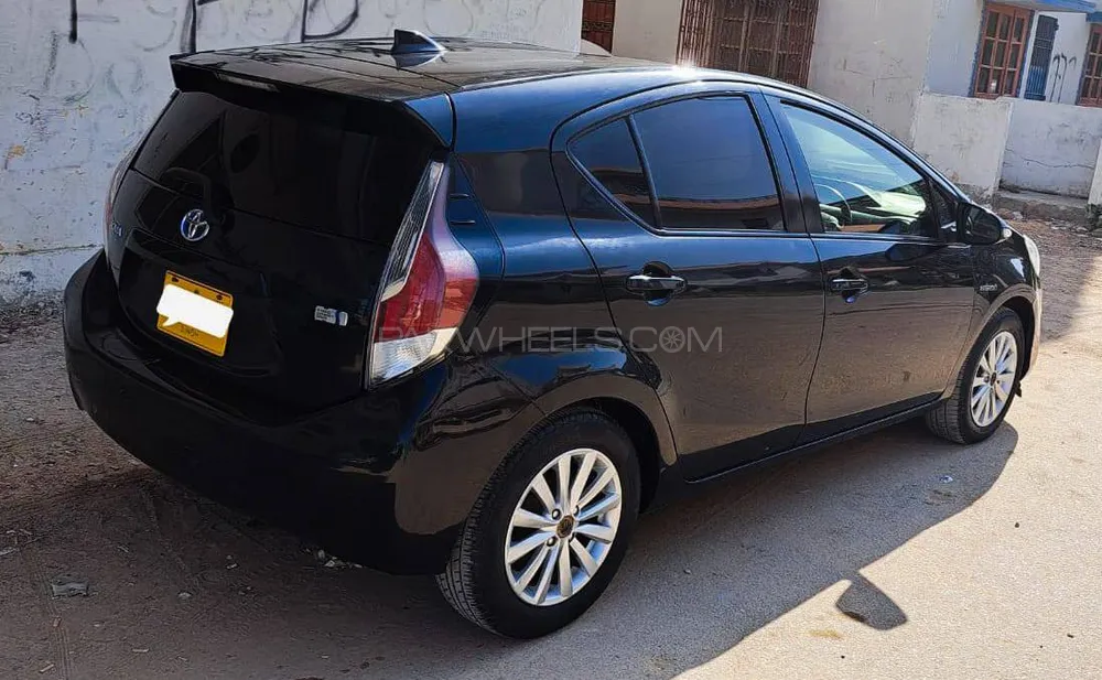 Toyota Aqua 2017 for Sale in Karachi Image-1