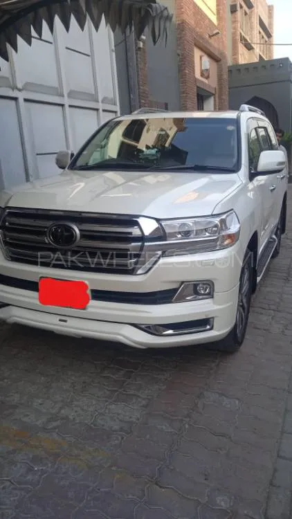 Toyota Land Cruiser 2018 for Sale in Gujranwala Image-1