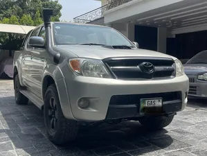 Toyota Hilux Double Cab 2004 for Sale