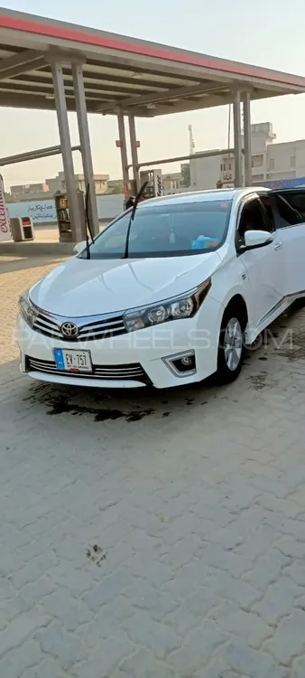 Toyota Corolla 2015 for Sale in Faisalabad Image-1