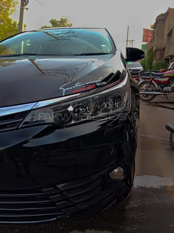 Toyota Corolla 2018 for Sale in Faisalabad Image-1