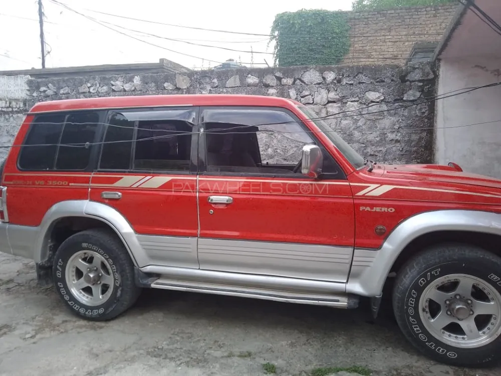 Mitsubishi Pajero 1993 for Sale in Abbottabad Image-1