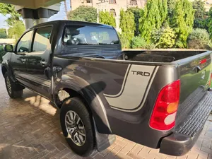 Toyota Hilux SR5(4x4) 2007 for Sale