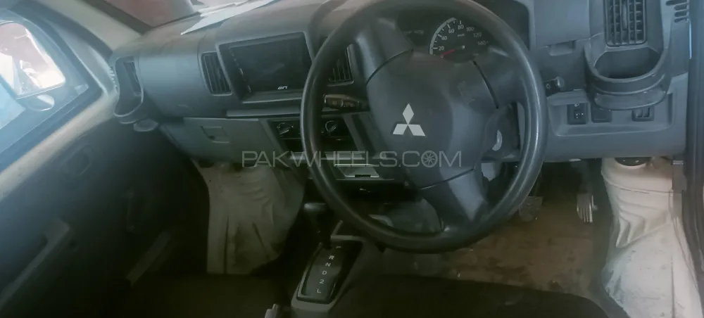 Suzuki Bolan 2013 for Sale in Peshawar Image-1