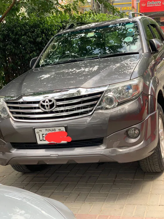 Toyota Fortuner 2013 for Sale in Lahore Image-1