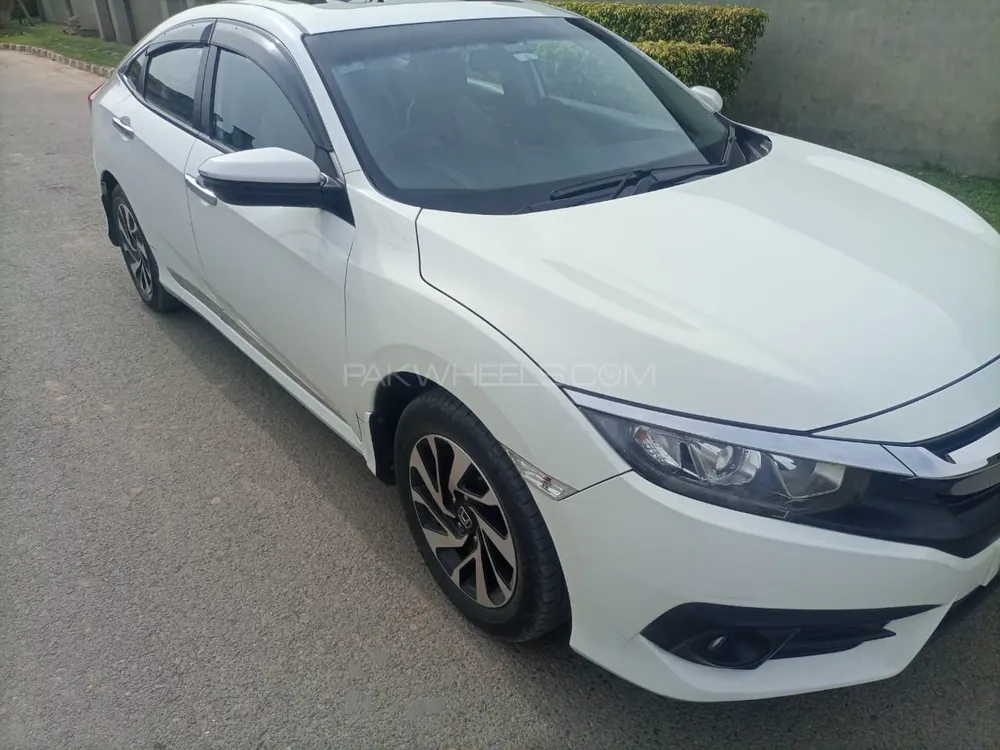 Honda Civic 2017 for Sale in Sialkot Image-1