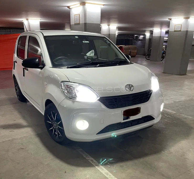 Toyota Passo 2018 for Sale in Karachi Image-1