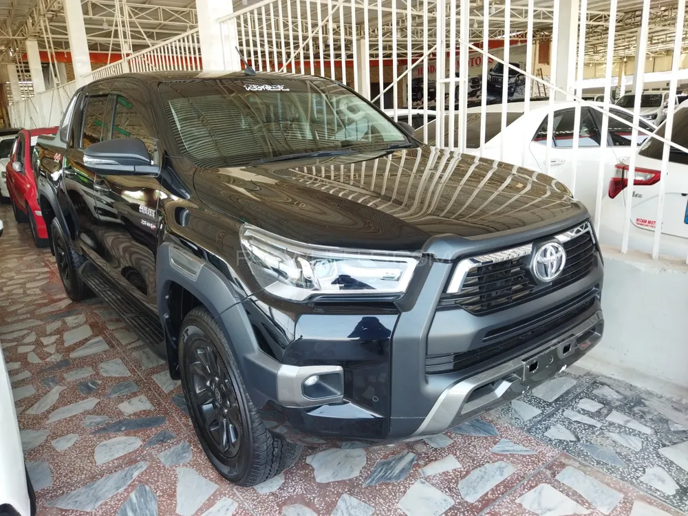 Toyota Hilux 2022 for Sale in Peshawar Image-1