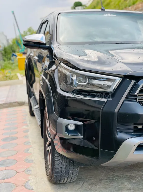Toyota Hilux 2021 for Sale in Islamabad Image-1