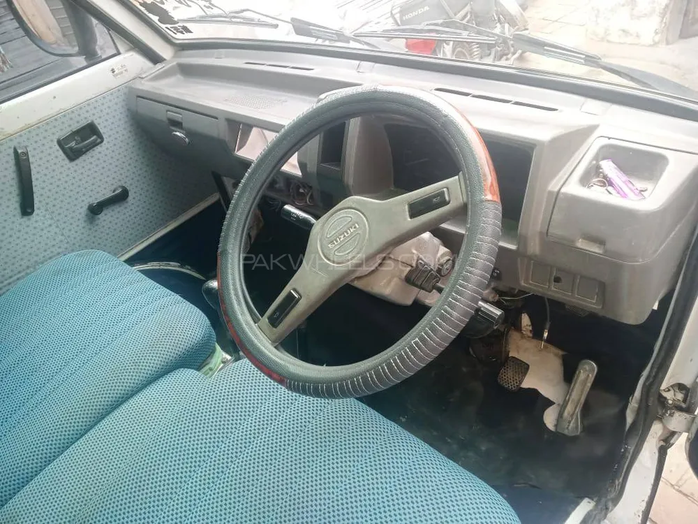 Suzuki Bolan 2011 for Sale in Mian Wali Image-1