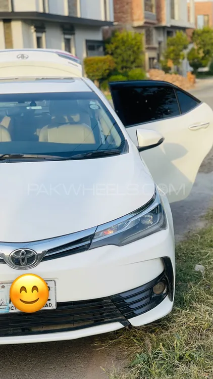 Toyota Corolla 2018 for Sale in Faisalabad Image-1