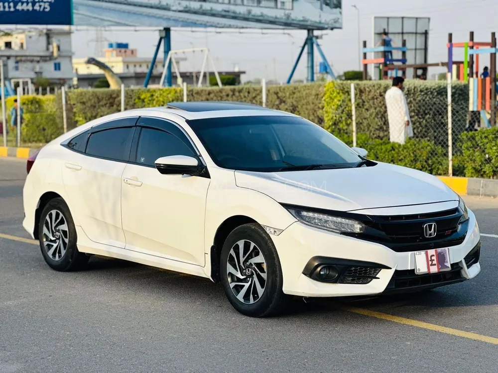 Honda Civic 2017 for Sale in Sahiwal Image-1